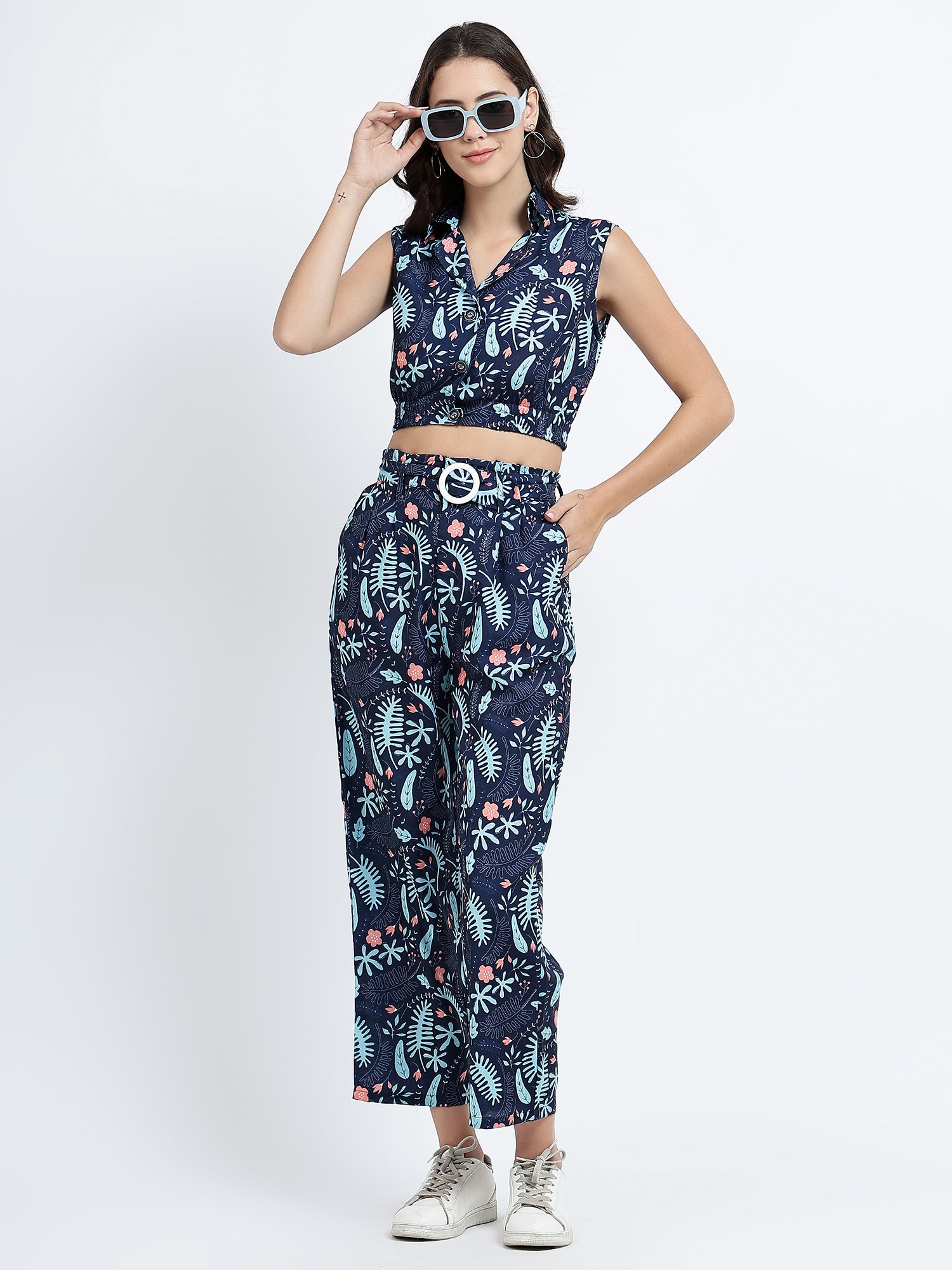 Blue Leaves Printed Crop Top With Pants